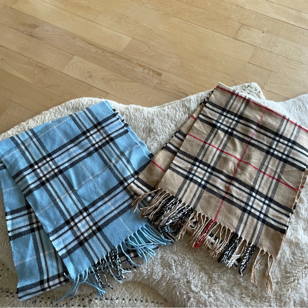 Set of Plaid Scarves